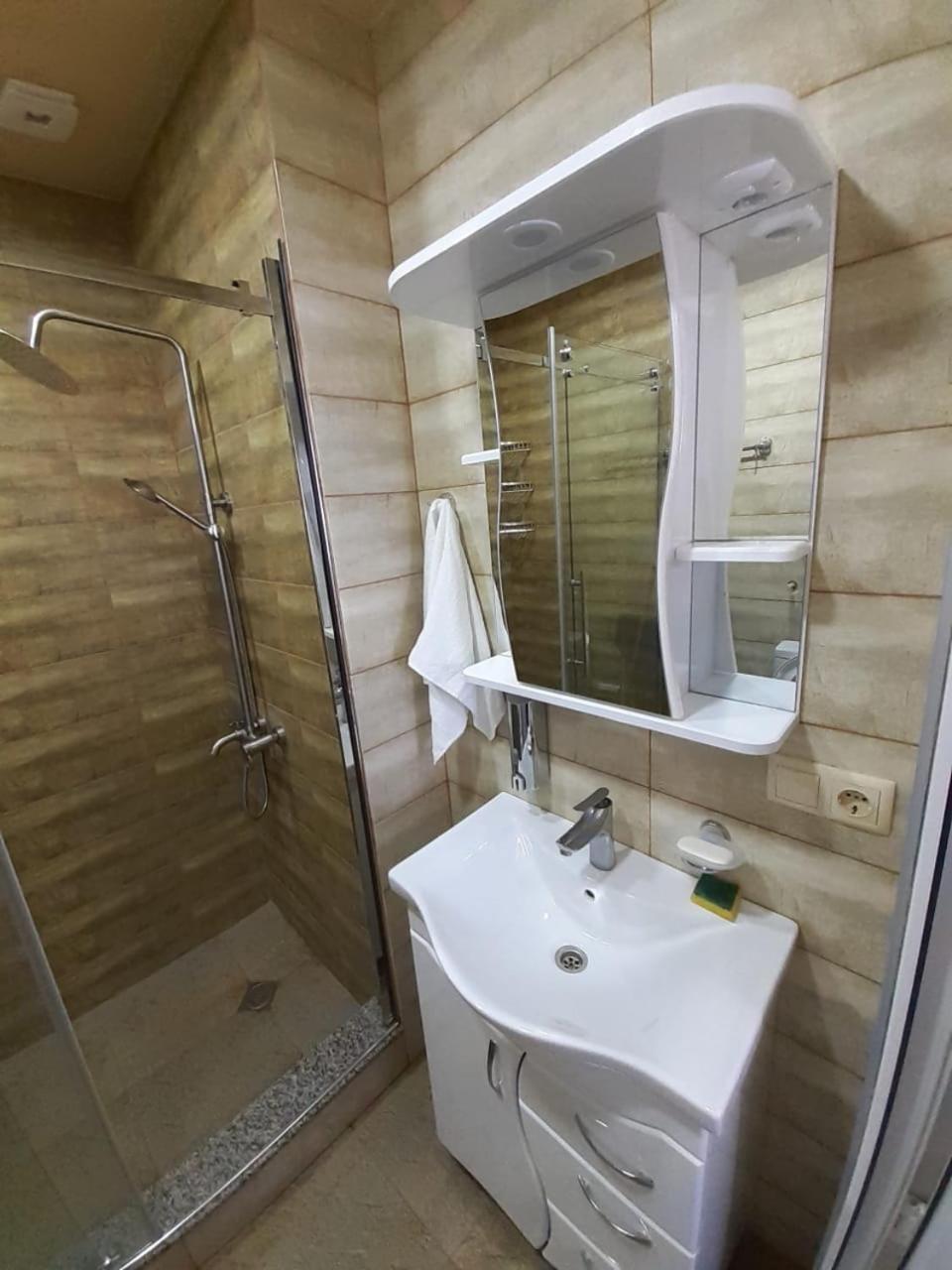 Apartament Delux Sea View バトゥーミ 部屋 写真