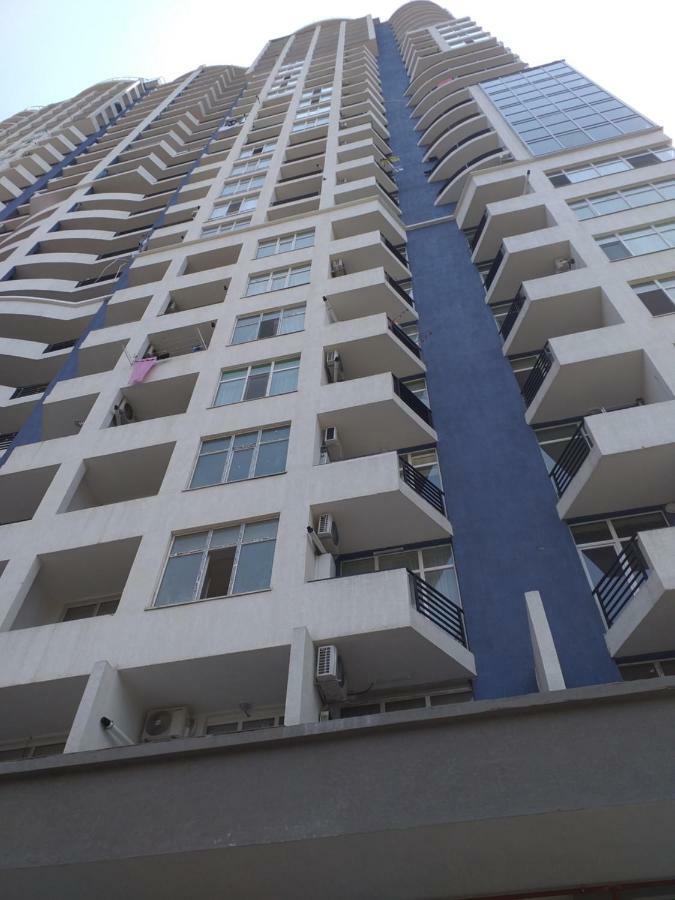 Apartament Delux Sea View バトゥーミ エクステリア 写真
